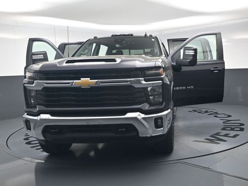 Used 2024 Chevrolet Silverado 2500 LT w/ All Star Edition AWD/4WD image 24