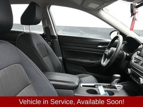 Used 2021 Nissan Altima 2.5 S FWD image 14