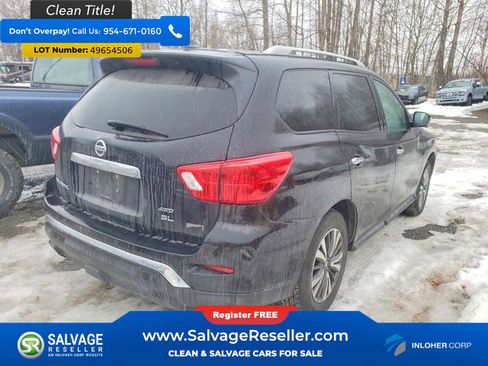 Used 2019 Nissan Pathfinder SL image 4