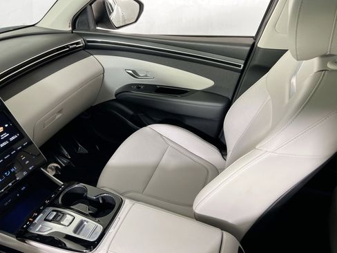 Used 2023 Hyundai Tucson Limited image 25