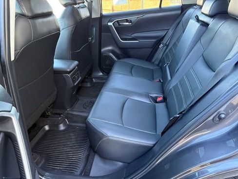 Used 2024 Toyota RAV4 XLE Premium image 29