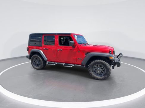 Used 2024 Jeep Wrangler Unlimited Sport AWD/4WD image 2