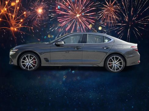 Used 2025 Genesis G70 2.5T RWD image 21