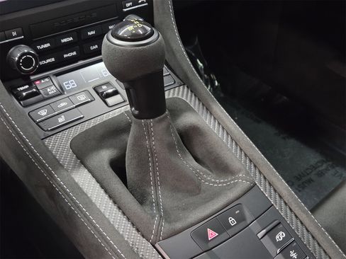 Certified 2025 Porsche 718 Boxster Spyder RS image 20