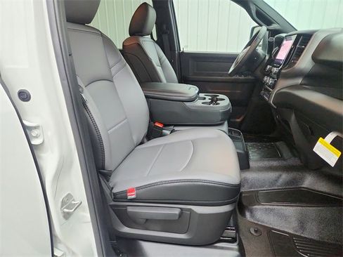 New 2026 RAM 3500 Tradesman w/ Chrome Appearance Group A image 32