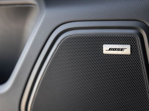 New 2026 Porsche Macan Turbo image 20