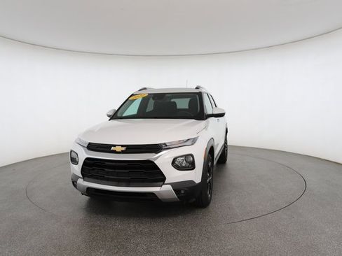 Used 2022 Chevrolet TrailBlazer LT w/ Convenience Package image 32