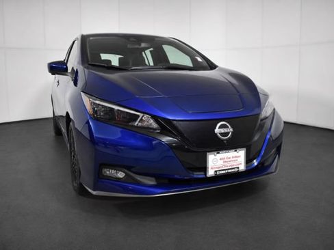 Certified 2025 Nissan Leaf SV Plus FWD image 3