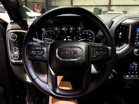 Used 2023 GMC Sierra 2500 AT4 w/ AT4 Preferred Package AWD/4WD image 31