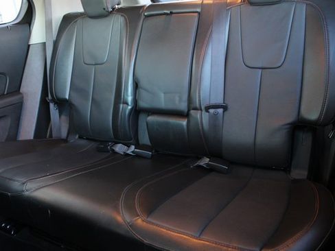 Used 2017 Chevrolet Equinox LT w/ Sport Edition image 17