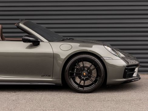 Certified 2024 Porsche 911 Targa 4 GTS AWD/4WD image 9