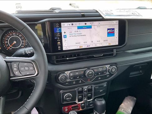 New 2026 Jeep Gladiator Mojave AWD/4WD image 6