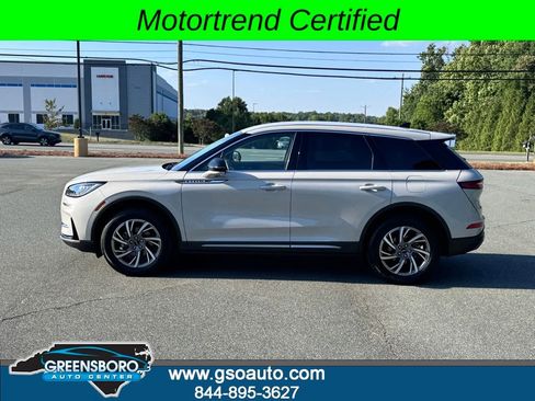 Used 2023 Lincoln Corsair AWD w/ Equipment Group 101A image 3