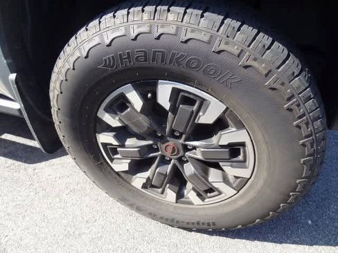 Used 2023 Nissan Frontier PRO-4X w/ Tow Package image 18