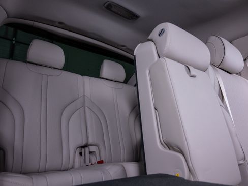 New 2026 Genesis GV80 2.5T Advanced image 12