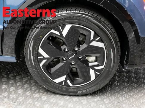 Used 2024 Kia Niro Wind w/ Wind Preserve Package FWD image 30