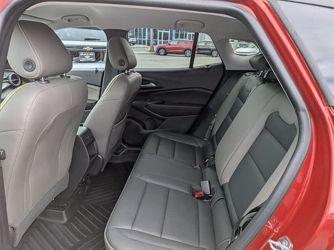 Certified 2024 Chevrolet Trax ACTIV w/ Driver Confidence Package FWD image 13