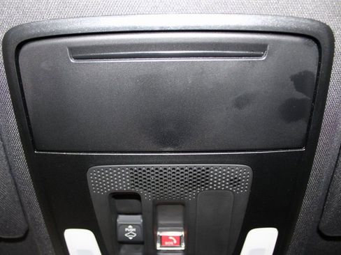 Used 2025 Honda Accord Sport image 35