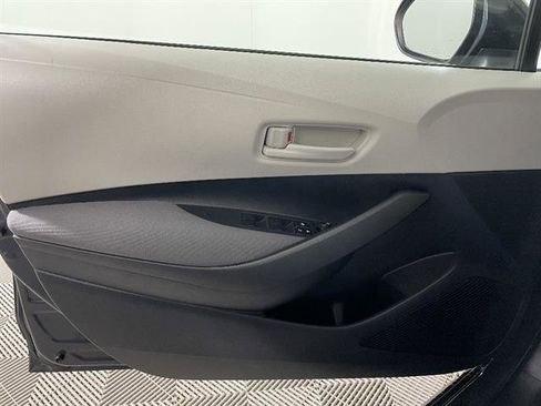Certified 2025 Toyota Corolla LE image 19