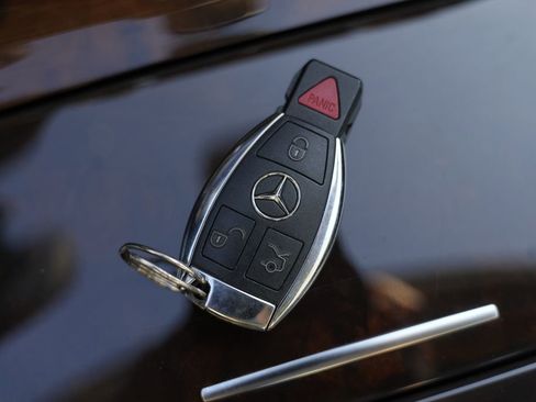 Used 2014 Mercedes-Benz SL 550 image 60