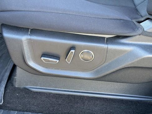 Used 2016 Ford F150 XLT w/ Equipment Group 302A Luxury image 29