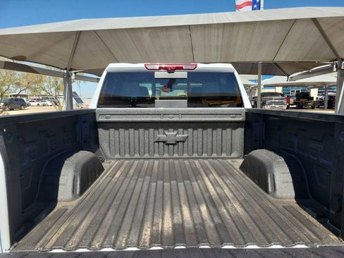 New 2026 Chevrolet Silverado 1500 High Country w/ Technology Package AWD/4WD image 23