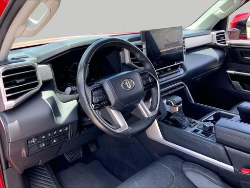 Used 2024 Toyota Tundra Limited w/ Power Package AWD/4WD image 17