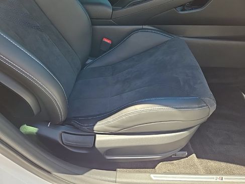 Certified 2025 Hyundai Elantra N FWD image 31