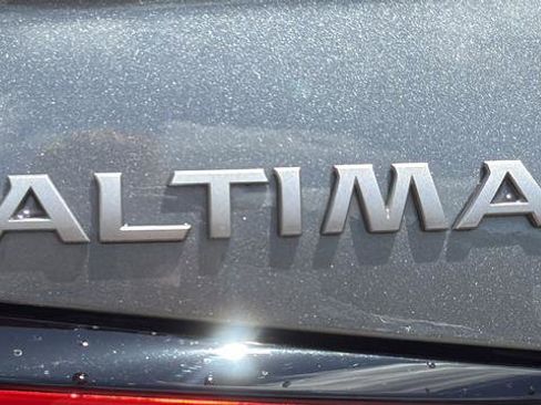 Certified 2025 Nissan Altima 2.5 S FWD image 17