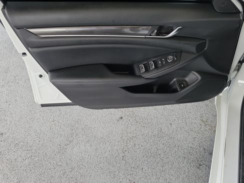Used 2022 Honda Accord Sport image 15
