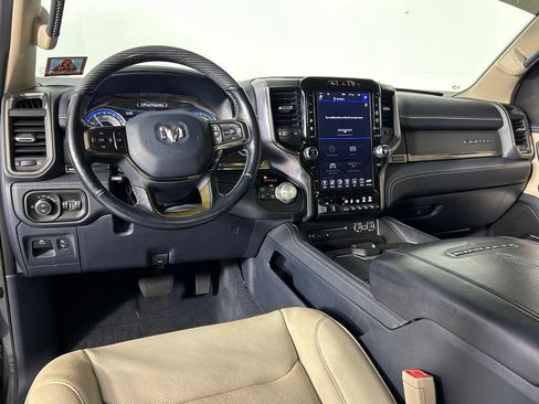 Used 2019 RAM 1500 Limited AWD/4WD image 17