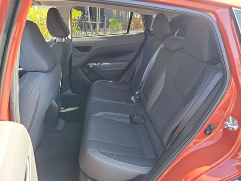Used 2025 Subaru Crosstrek 2.5i Premium AWD/4WD image 17