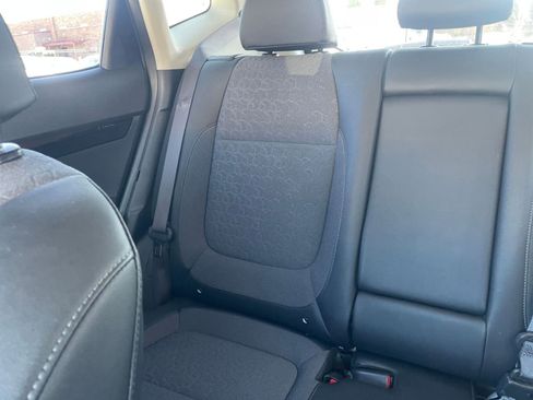 Used 2025 Kia Seltos S image 38