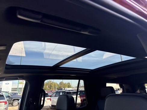 Used 2022 Chevrolet Tahoe RST image 21