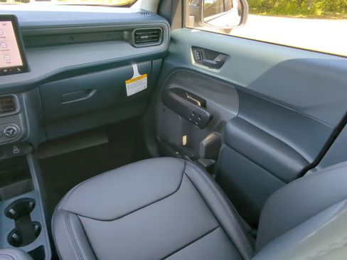 New 2026 Ford Maverick Lariat w/ Black Appearance Package AWD/4WD image 15