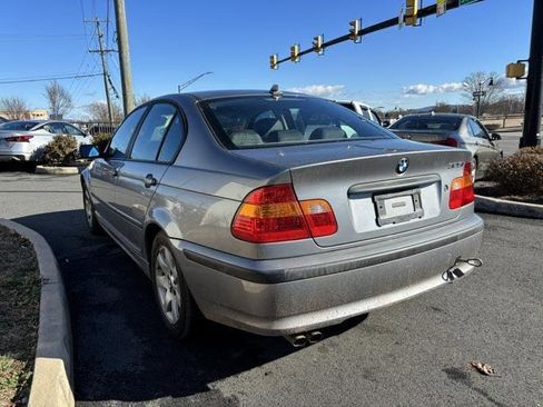 Used 2004 BMW 325i Sedan image 4