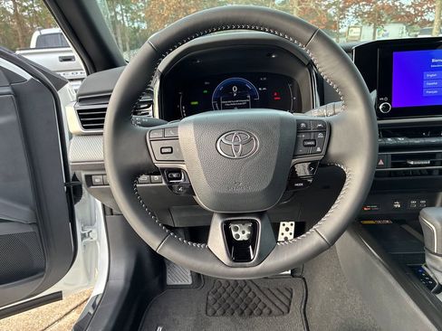 New 2026 Toyota Camry SE image 19