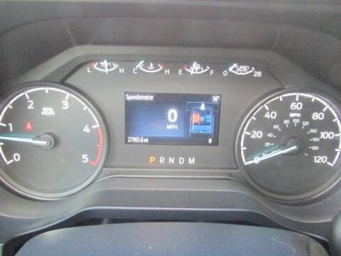 Used 2024 Ford F450 XLT w/ FX4 Off-Road Package image 11