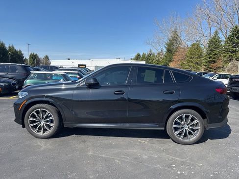Used 2023 BMW X6 xDrive40i w/ M Sport Package image 2