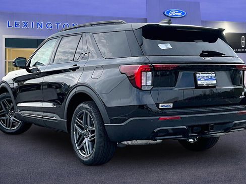 New 2026 Ford Explorer ST-Line AWD/4WD image 3