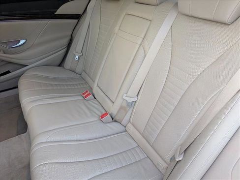 Used 2015 Mercedes-Benz S 550 Sedan image 16