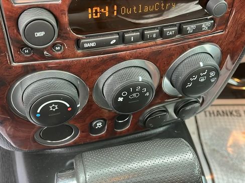 Used 2009 HUMMER H3T Alpha image 16