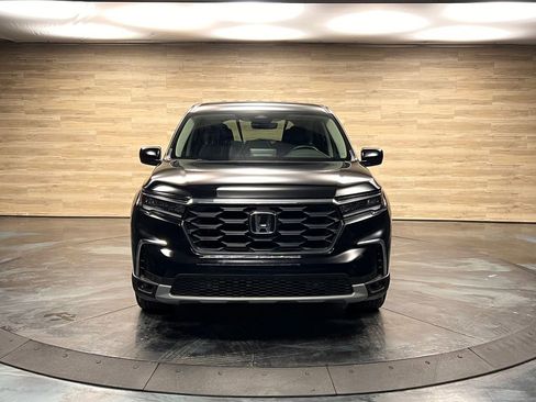 Used 2025 Honda Pilot EX-L image 16