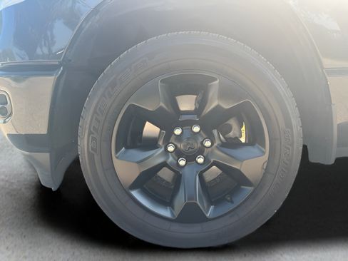 Used 2019 RAM 1500 Big Horn AWD/4WD image 32