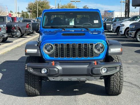 New 2026 Jeep Gladiator Mojave w/ Technology Group AWD/4WD image 11