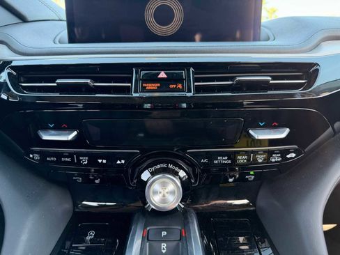 Used 2023 Acura MDX FWD w/ Technology Package image 15