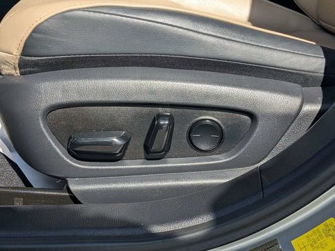 Used 2019 Lexus ES 350 w/ Premium Package FWD image 18