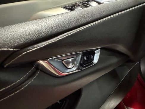 Used 2021 Chevrolet Corvette Stingray Convertible w/ Z51 Performance Package RWD image 14
