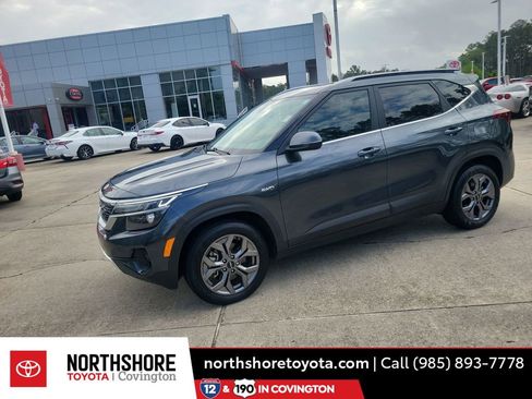 Used 2021 Kia Seltos EX image 1