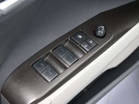 Used 2024 Toyota Camry SE image 17